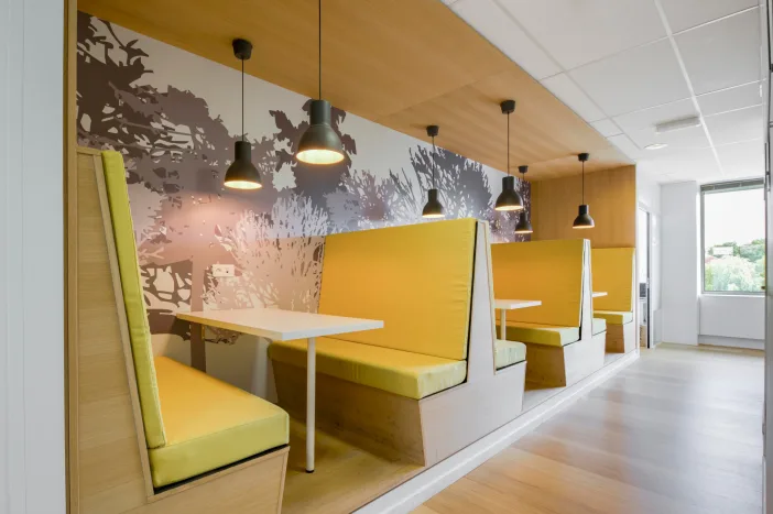 Regus - Kore Şehitleri Street - Görsel 5